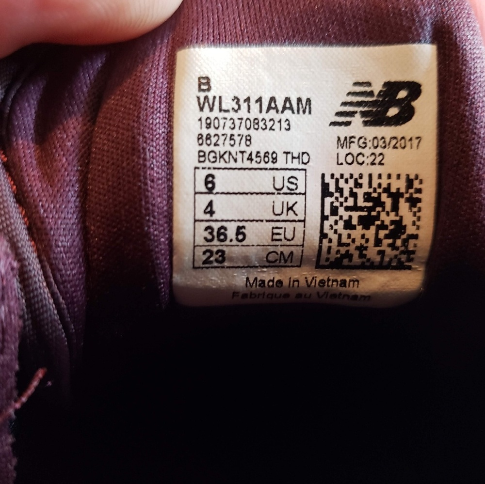 Kids New Balance shoes size 6 - Picture 4 of 5